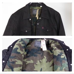 Levi’s Trucker Denim Jacket Camo Sherpa Lining NWT